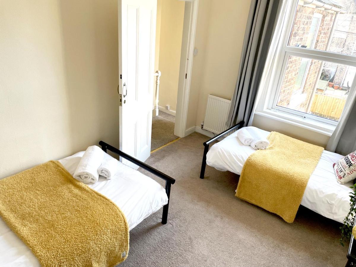 The Neville - Quaint Victorian With Free Parking Apartamento *